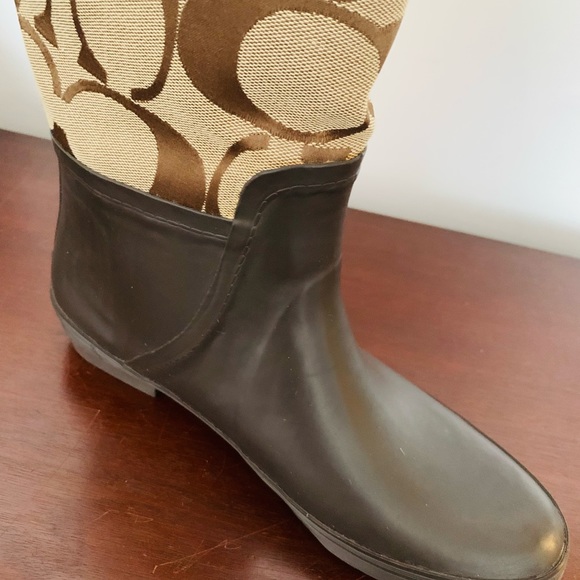 Coach All Weather Boots size 9M - Picture 3 of 8